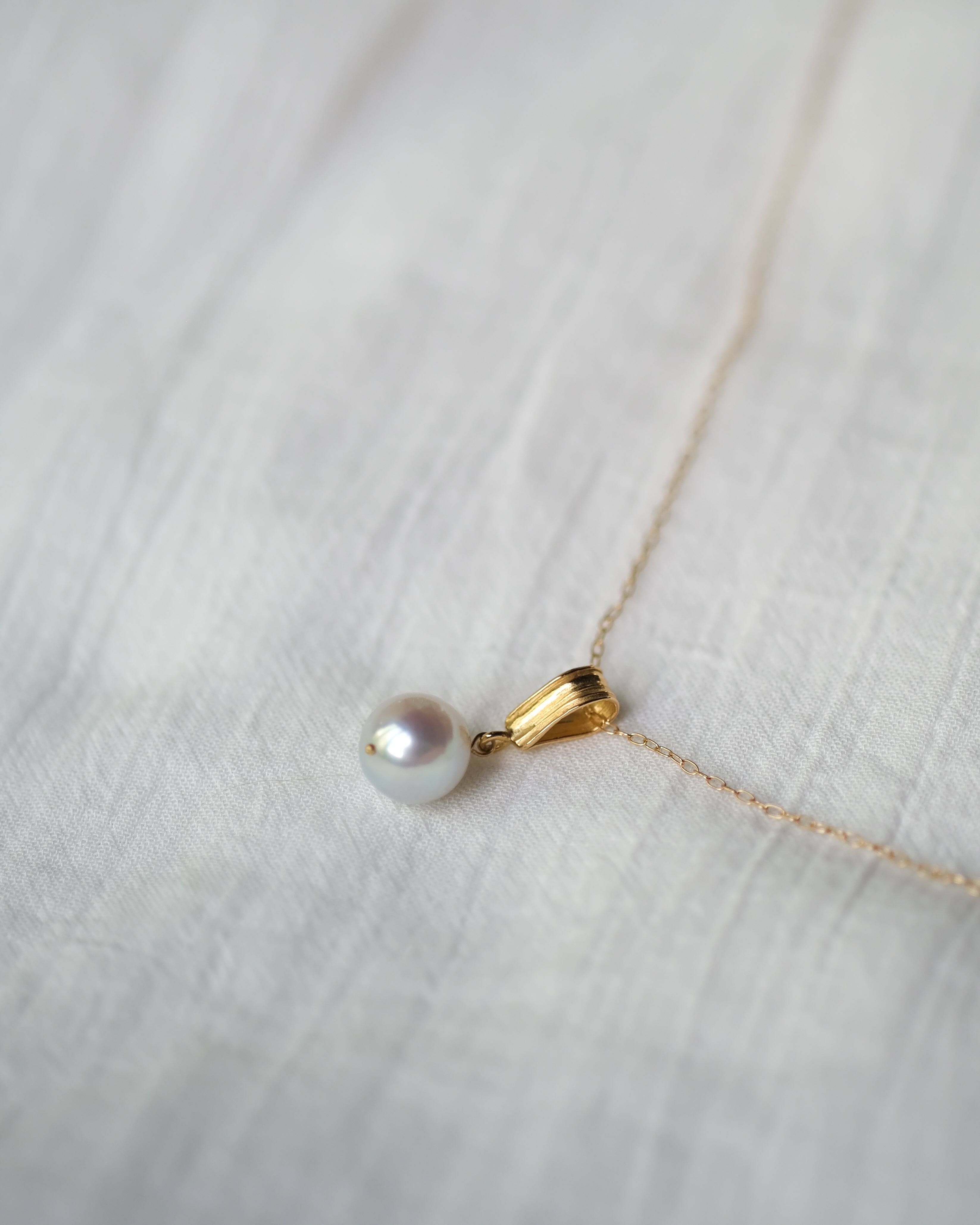 Akoya Pearl Necklace with textured gold bail